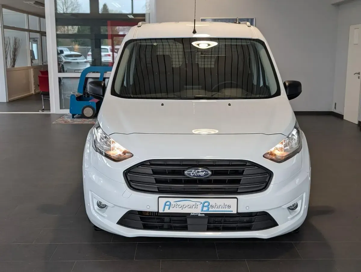 Usado Ford Transit 120 CV (88 kW) 2021 Blanco Familiar