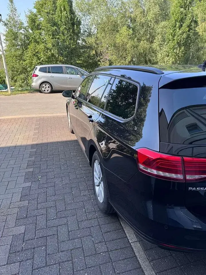 Gebraucht VW Passat 150 PS (110 kW) 2019 Schwarz Kombi