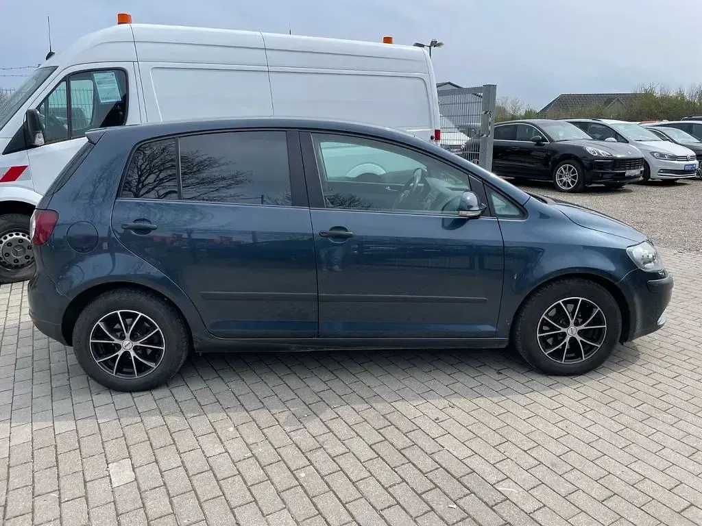 Gebraucht VW Golf IV Trendline 105 PS (77 kW) 2005 Blau Limousine