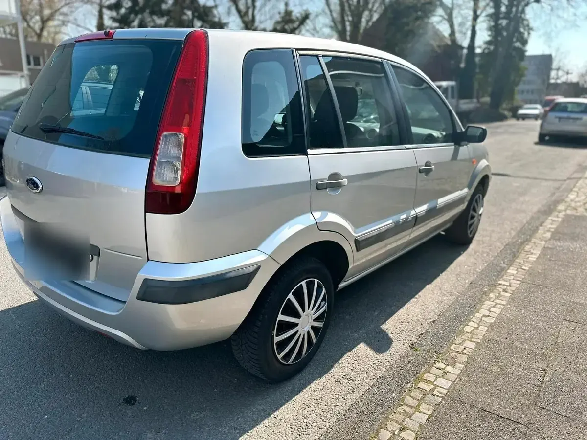 Gebraucht Ford Fusion 75 PS (55 kW) 2006 Grau Kleinwagen