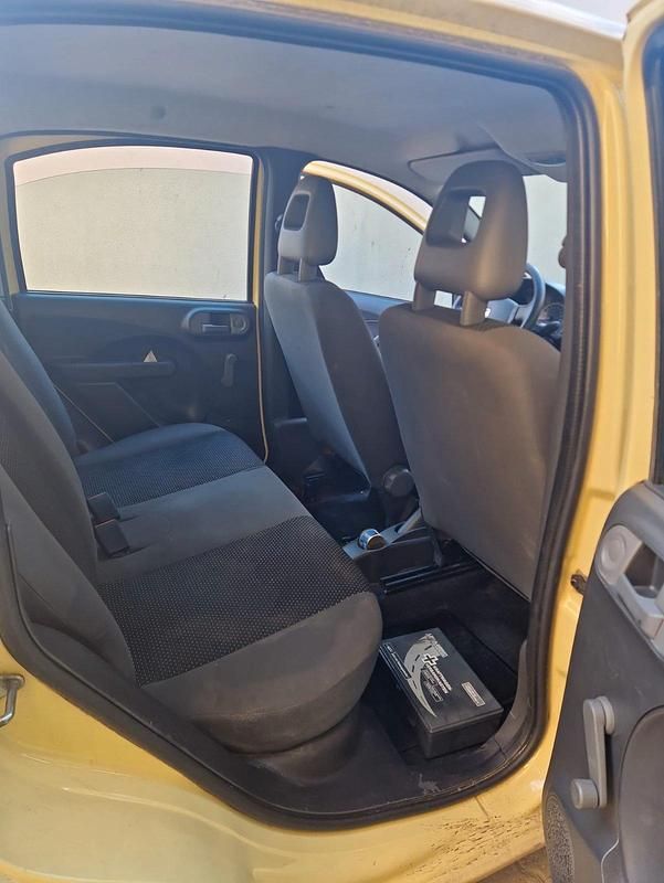 Occasion Fiat Panda 69 ch (50 kW) 2010 Jaune Citadine