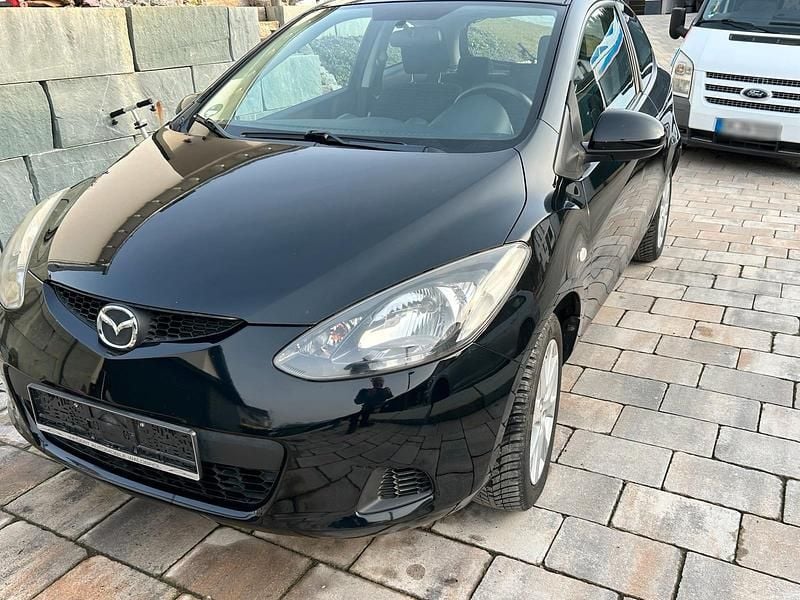 Second-hand Mazda 2 75 CP (55 kW) 2010 Negru Hatchback