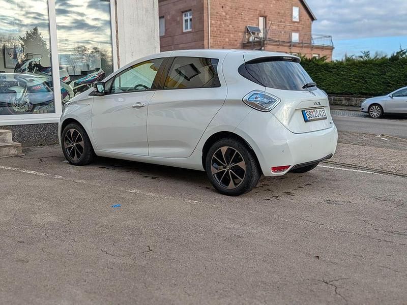 Gebraucht Renault Zoe Bose Edition 67 kW (92 PS) 2018 Weiß Kleinwagen