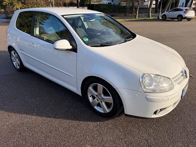 Weiß Gebraucht 2008 VW Golf United Limousine | 2.190 € (Superpreis) - Bild 1/4