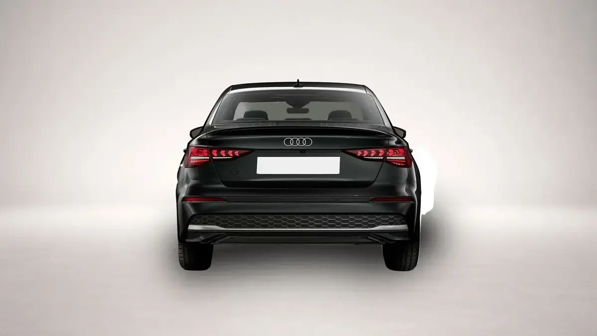 Gebraucht Audi A3 Advanced 150 PS (110 kW) 2025 Mythosschwarz metallic Limousine