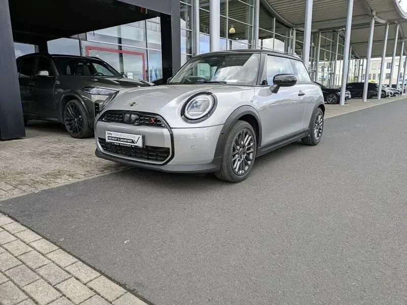 Gebraucht Mini Cooper S 204 PS (150 kW) 2025 Silber Kleinwagen