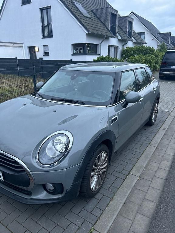 Grau Gebraucht 2018 Mini One Clubman Kombi | 12.000 € (Guter Preis) - Bild 1/4