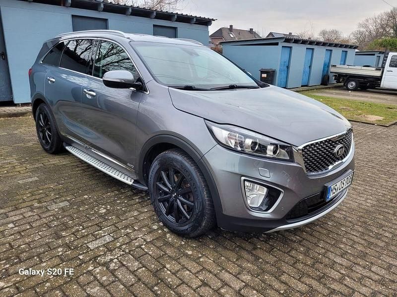 Gebraucht Kia Sorento Spirit 200 PS (147 kW) 2016 Grau SUV