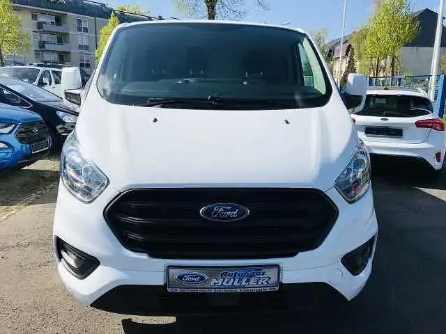 Weiß (frostweiß) Gebraucht 2019 Ford Transit Custom Trend Van | 21.520 € (Etwas zu teuer) - Bild 1/3