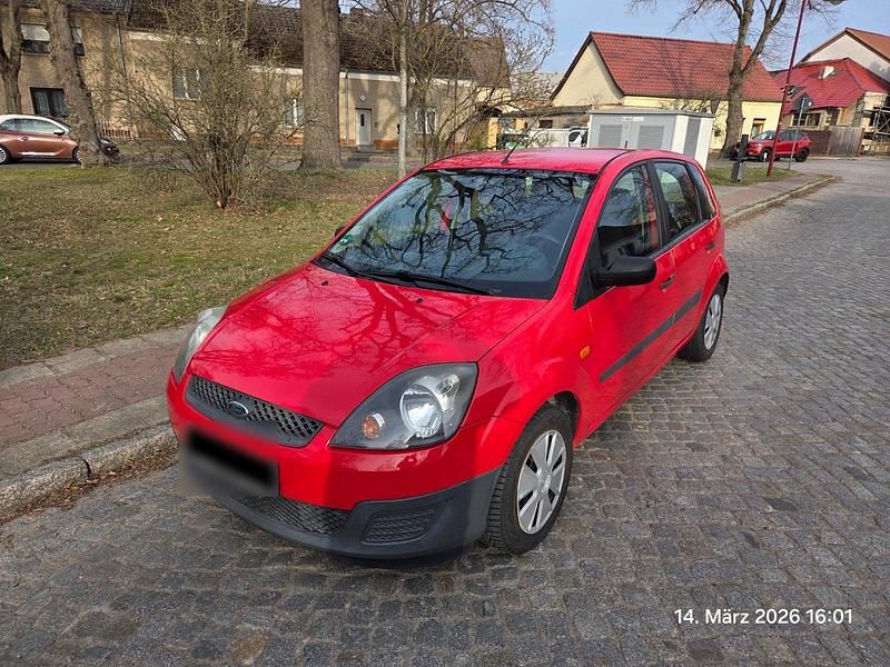 Gebraucht Ford Fiesta 60 PS (44 kW) 2007 Rot Kleinwagen