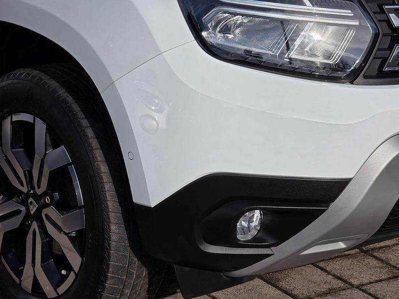 Używany Dacia Duster Prestige 131 KM (96 kW) 2022 Biały SUV