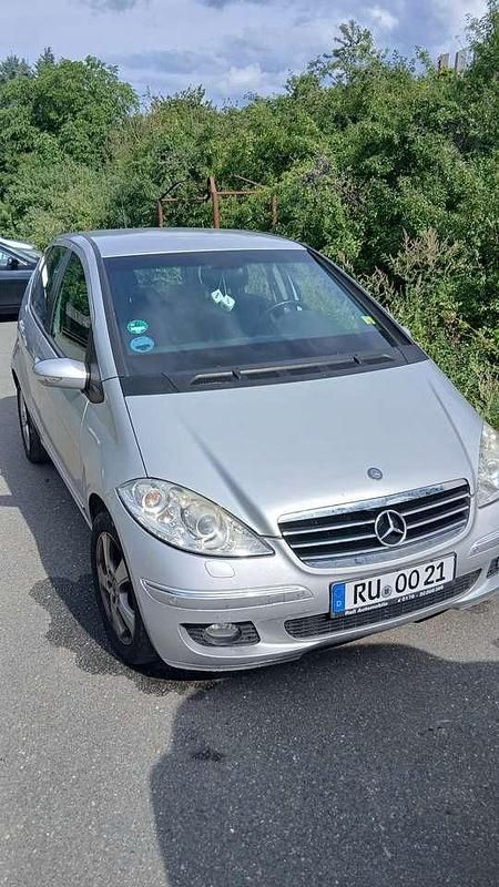 Gebraucht Mercedes 200 140 PS (102 kW) 2007 Grau