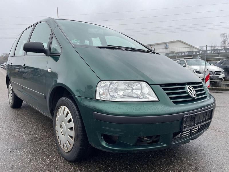 Gebraucht VW Sharan Comfortline 116 PS (85 kW) 2003 Green metallic Van / Kleinbus