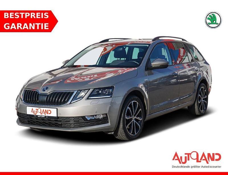 Capuuccino beige metallic Gebraucht 2019 Skoda Octavia Soleil Kombi | 18.950 € (Teuer) - Bild 1/4