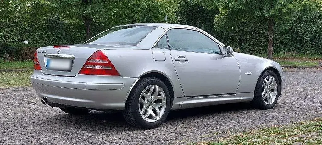 Gebraucht Mercedes SLK200 Edition 163 PS (119 kW) 2004 Silber Cabrio