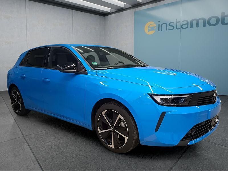 Gebraucht Opel Astra 131 PS (96 kW) 2025 Blau Limousine