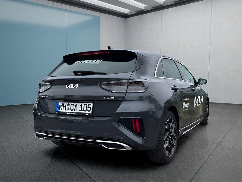 Grau Gebraucht 2025 Kia Ceed Kombi | 28.099 € (Fairer Preis) - Bild 1/4