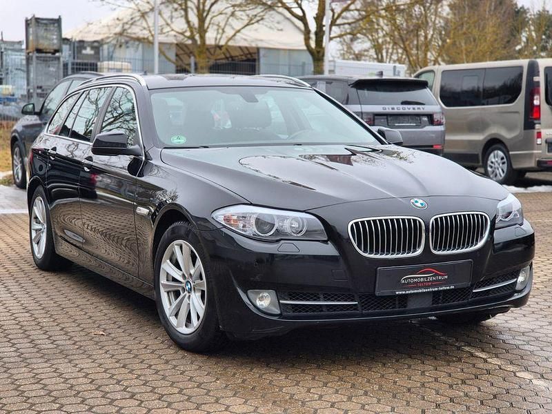 Gebraucht BMW 528 Sport Line 245 PS (180 kW) 2013 Schwarz Kombi