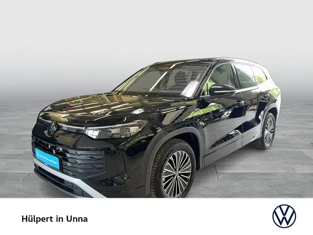 Gebraucht VW Tayron Life 204 PS (150 kW) 2025 Grenadillschwarz metallic SUV