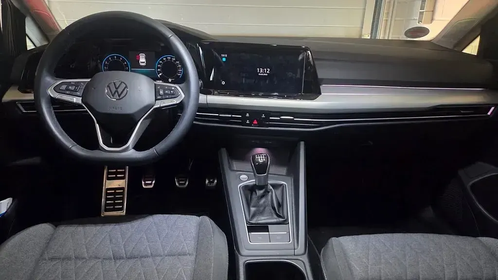 Usata VW Golf VIII Move 110 CV (80 kW) 2023 Grigio Station wagon
