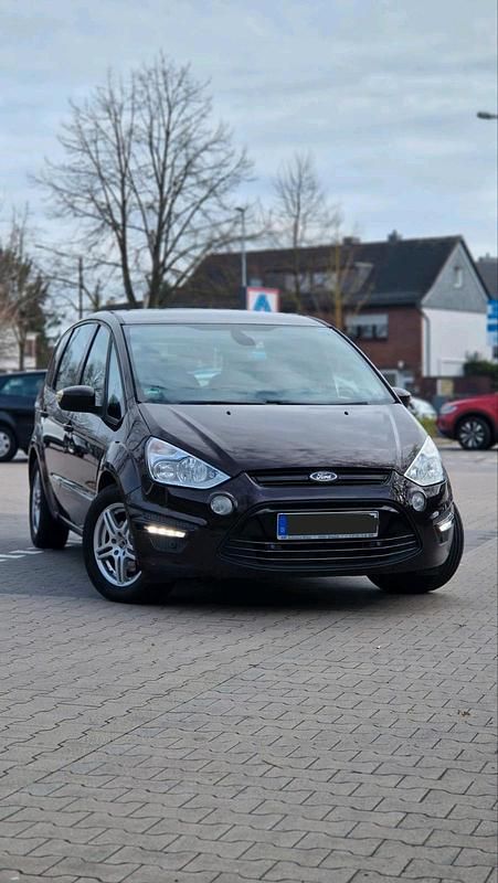Gebraucht Ford S-MAX S 140 PS (102 kW) 2011 Violet Van / Kleinbus