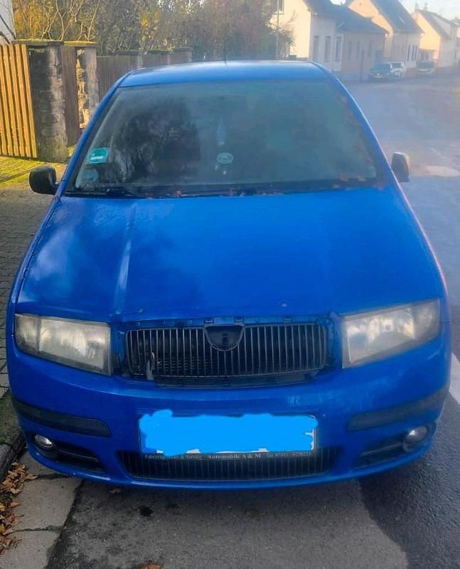 Blau Gebraucht 2006 Skoda Fabia Kleinwagen | 750 € (Guter Preis) - Bild 1/4