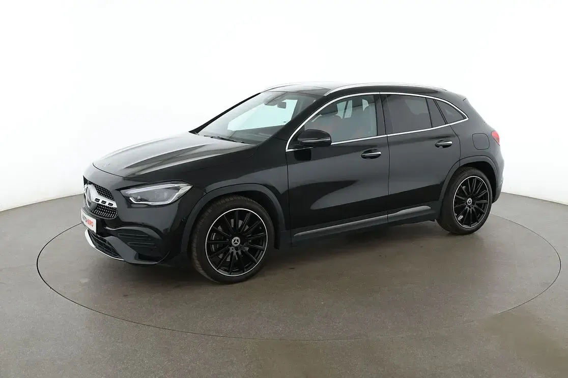 Gebraucht Mercedes GLA250 AMG line 224 PS (164 kW) 2021 SUV