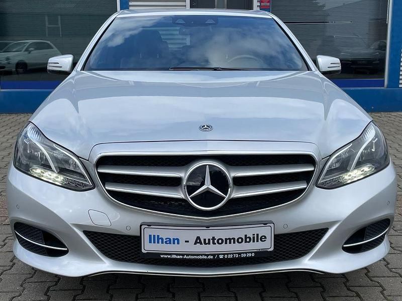 Second-hand Mercedes E250 211 CP (155 kW) 2013 Argintiu Berlinǎ
