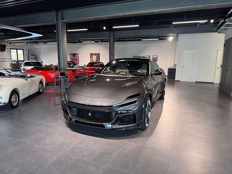 Gebraucht Ferrari Purosangue 725 PS (533 kW) 2024 Grau SUV