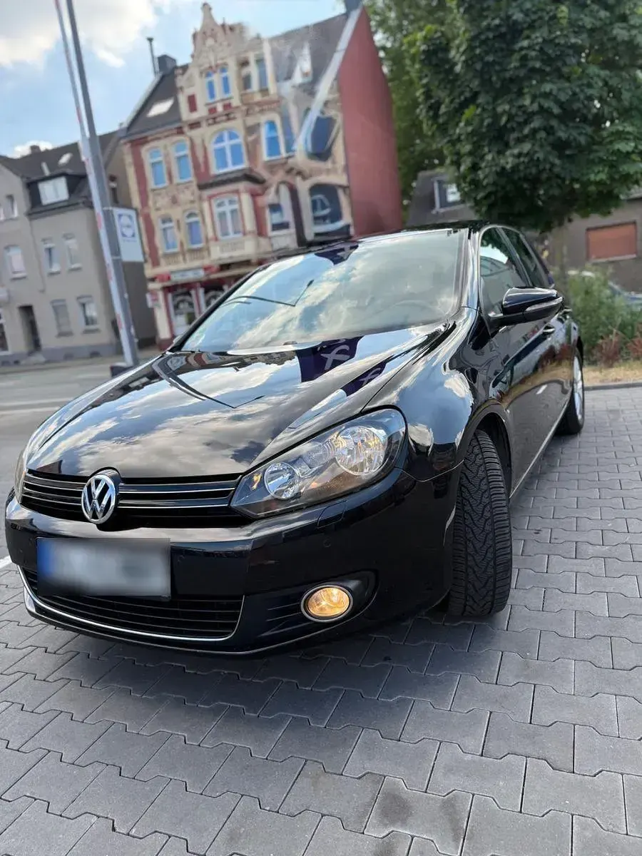 Gebraucht VW Golf VI Highline 110 PS (80 kW) 2009 Schwarz Kleinwagen