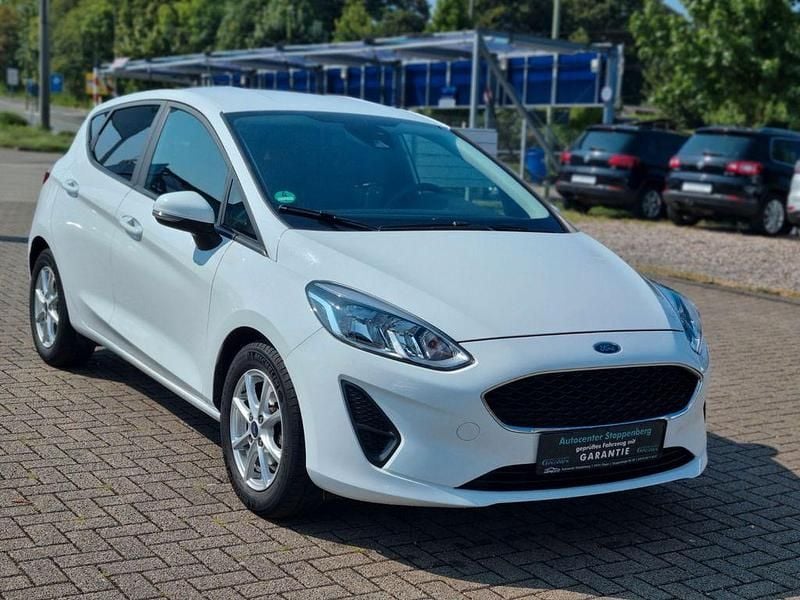 Weiß Gebraucht 2019 Ford Fiesta Trend Kleinwagen | 8.990 € (Superpreis) - Bild 1/4