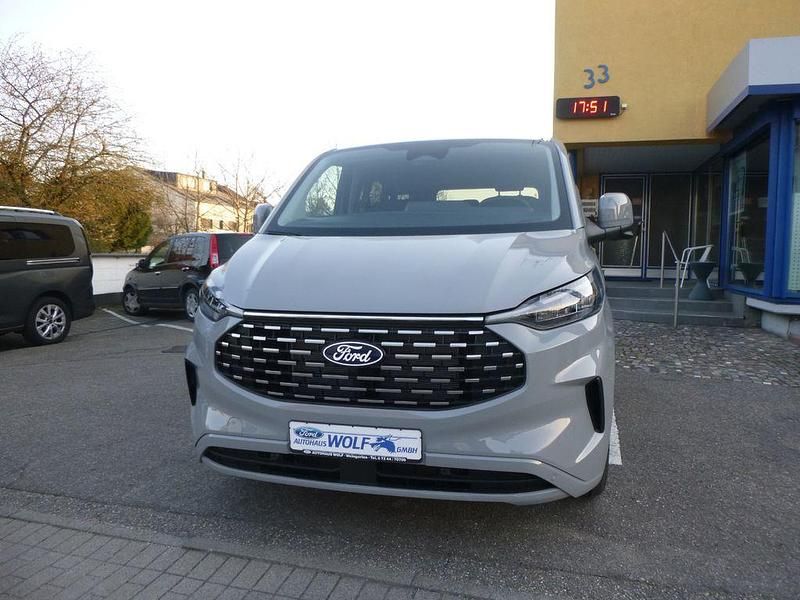 Neu Ford Tourneo Titanium X 170 PS (125 kW) 2026 Grey matter Van / Kleinbus