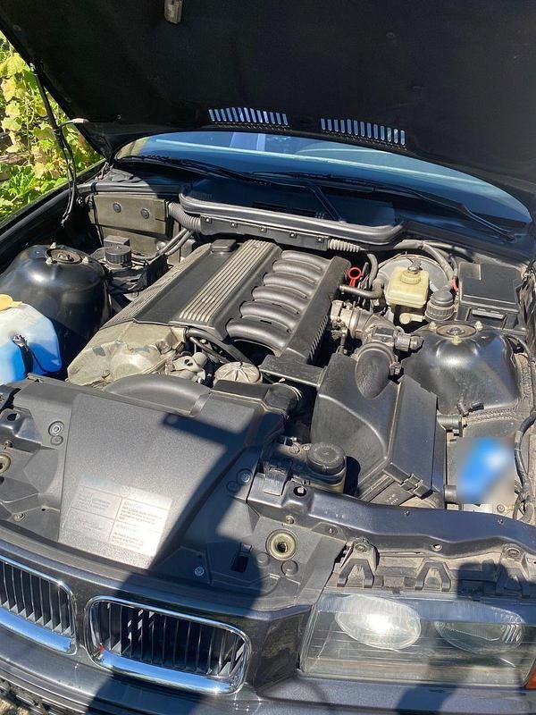 Używany BMW 320 150 KM (110 kW) 1994 Czarny Coupe