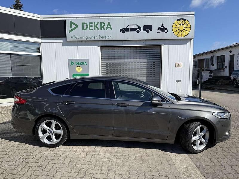 Gebraucht Ford Mondeo Titanium 179 PS (131 kW) 2018 Magneticgrau (metallic) Limousine