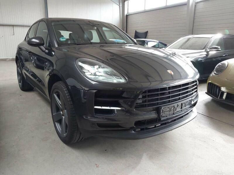 Gebraucht Porsche Macan 245 PS (180 kW) 2020 Schwarz SUV