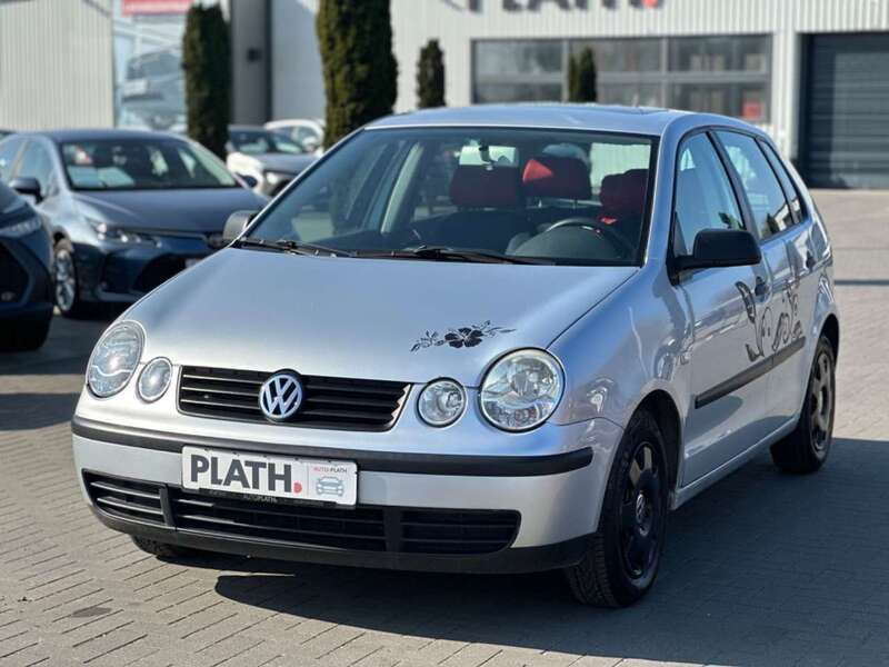 Gebraucht VW Polo Basis 54 PS (39 kW) 2003 Silber Kleinwagen
