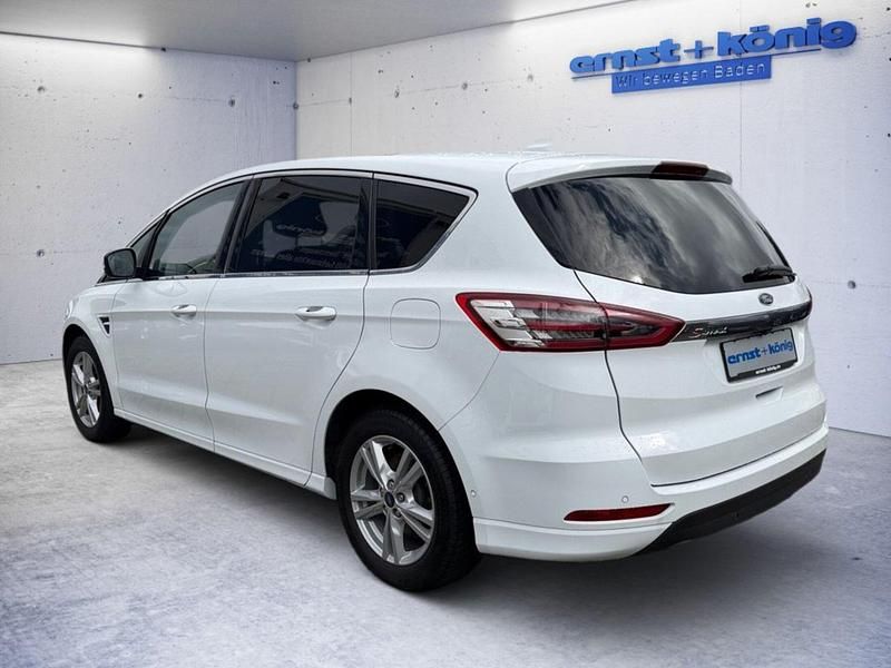 Gebraucht Ford S-MAX Titanium 2022 Van / Kleinbus