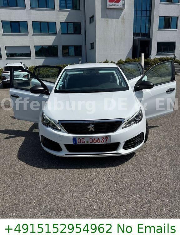 Weiß Gebraucht 2020 Peugeot 308 Limousine | 6.890 € (Guter Preis) - Bild 1/4