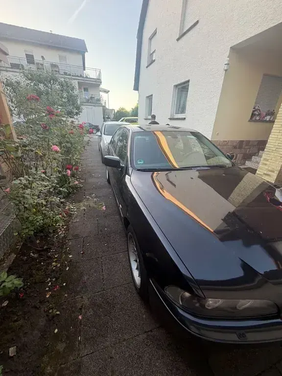 Gebraucht BMW 523 170 PS (125 kW) 2000 Schwarz Limousine