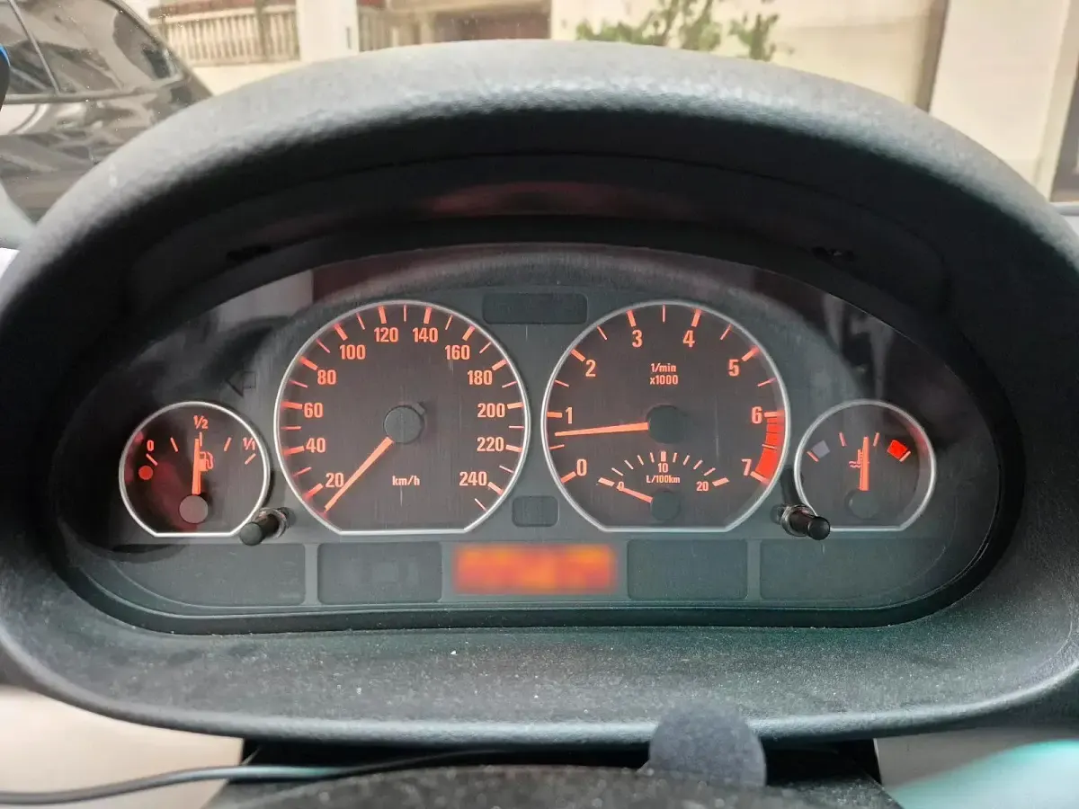 Gebraucht BMW 330 230 PS (169 kW) 2002 Schwarz Kombi