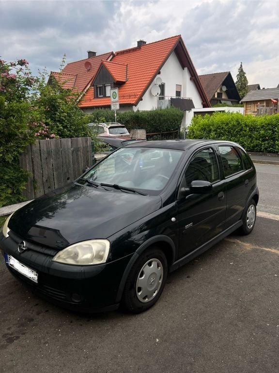 Schwarz Gebraucht 2002 Opel Corsa Limousine | 1.000 € (Fairer Preis) - Bild 1/4