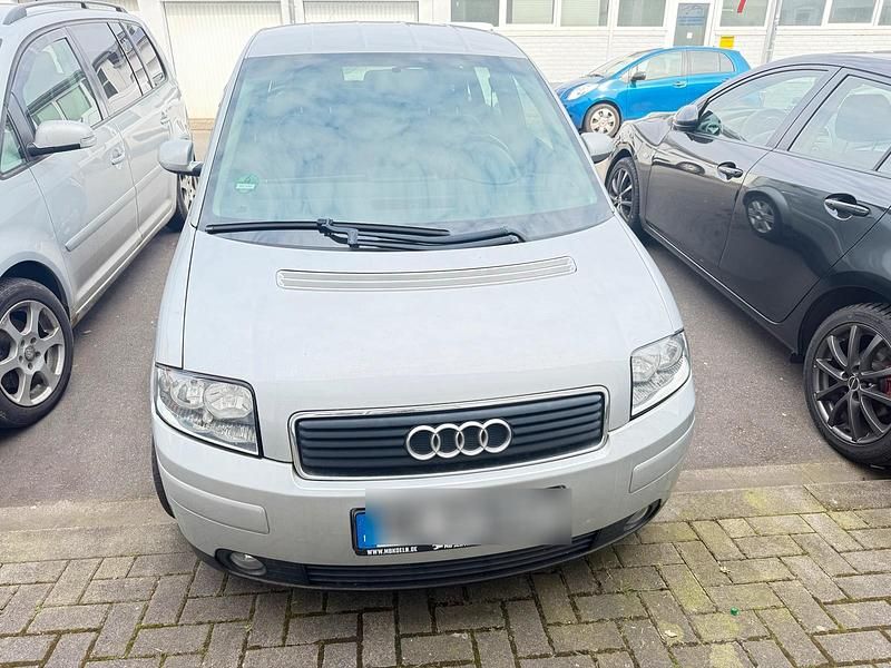 Silber Gebraucht 2003 Audi A2 Kleinwagen | 3.600 € (Etwas zu teuer) - Bild 1/4