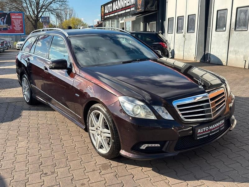Gebraucht Mercedes E350 Avantgarde 231 PS (169 kW) 2010 Braun Kombi