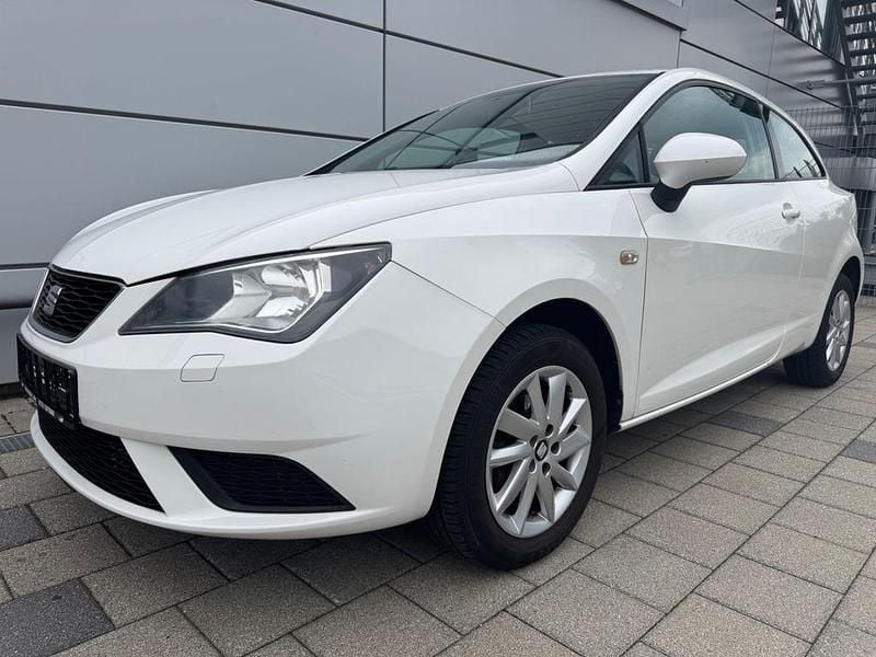 Weiß Gebraucht 2014 Seat Ibiza SC Style Kleinwagen | 7.100 € (Teuer) - Bild 1/4
