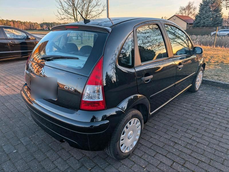 Second-hand Citroën C3 60 CP (44 kW) 2006 Negru Hatchback