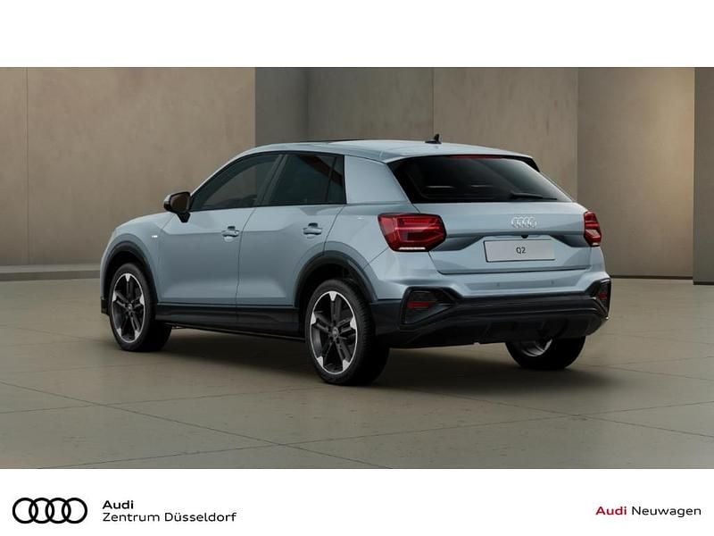 Neu Audi Q2 S-Line 150 PS (110 kW) 2025 Grau SUV