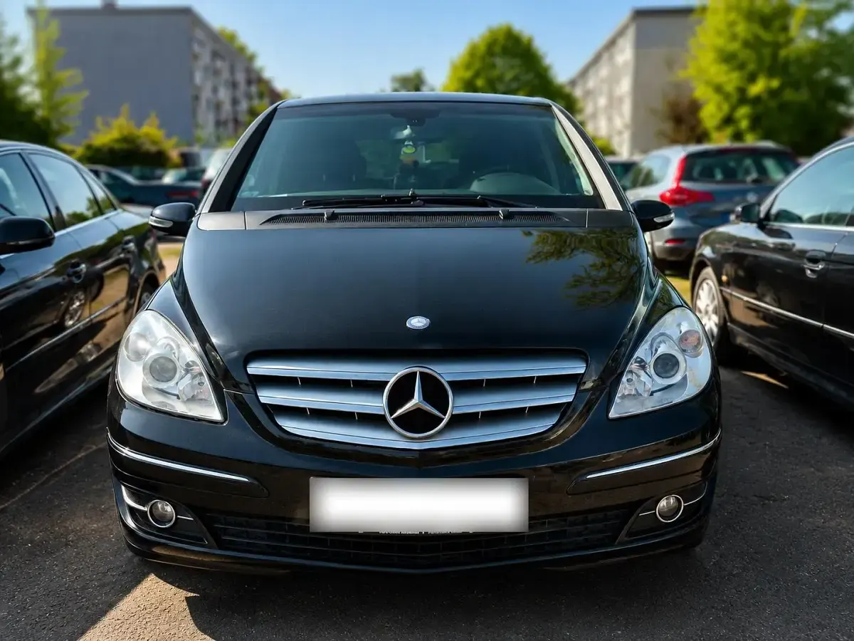 Gebraucht Mercedes B180 109 PS (80 kW) 2008 Schwarz Van / Kleinbus