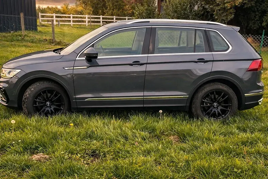 Usata VW Tiguan Elegance 150 CV (110 kW) 2022 Grigio SUV
