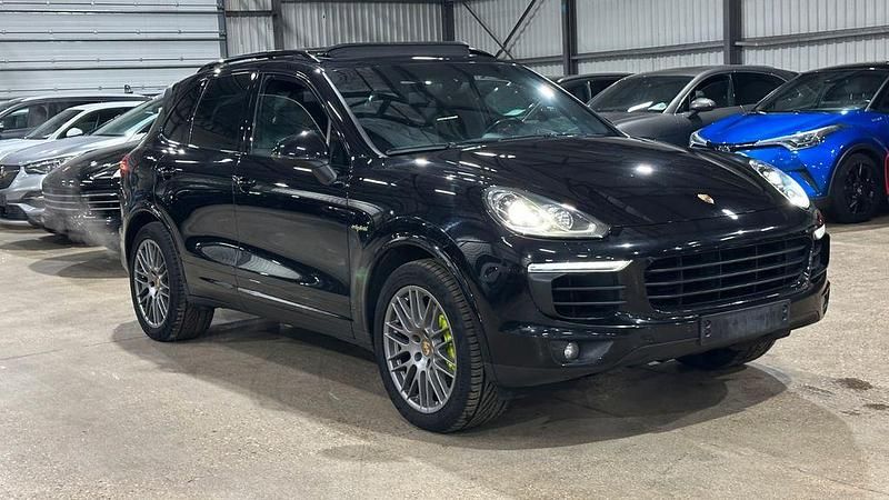 Gebraucht Porsche Cayenne S E-Hybrid Platinum Edition 333 PS (244 kW) 2017 Schwarz SUV