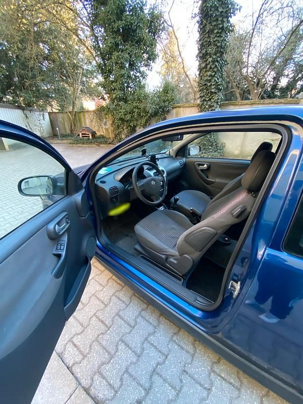 Gebraucht Opel Corsa 58 PS (42 kW) 2003 Blau Kleinwagen